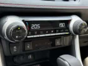 Toyota RAV4 (2025) thumbnail 42