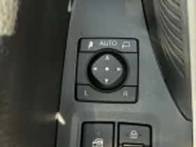 Toyota RAV4 (2025) thumbnail 46