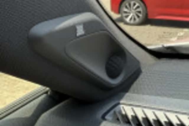 Toyota RAV4 (2025) thumbnail 48