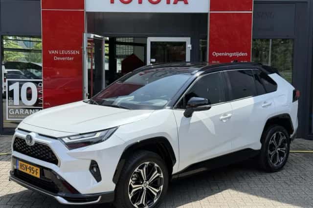 Toyota RAV4 (2025) thumbnail 7