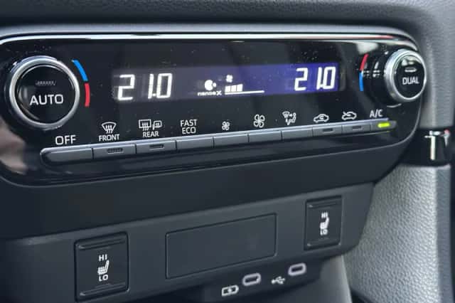 Toyota Yaris (2025) thumbnail 16