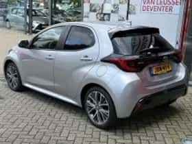 Toyota Yaris (2025) thumbnail 4