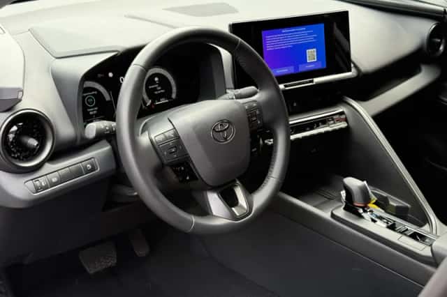 Toyota C hr (2024) thumbnail 12