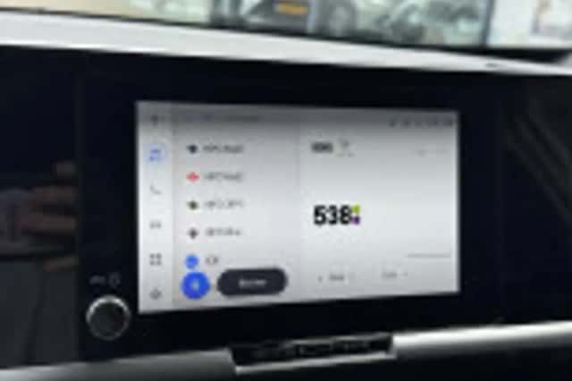Toyota C hr (2024) thumbnail 36