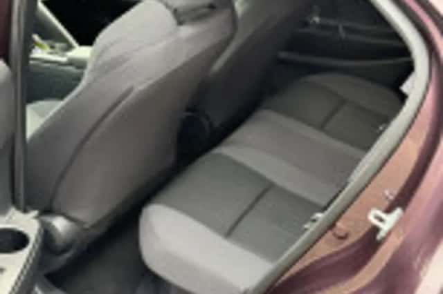 Toyota C hr (2024) thumbnail 42