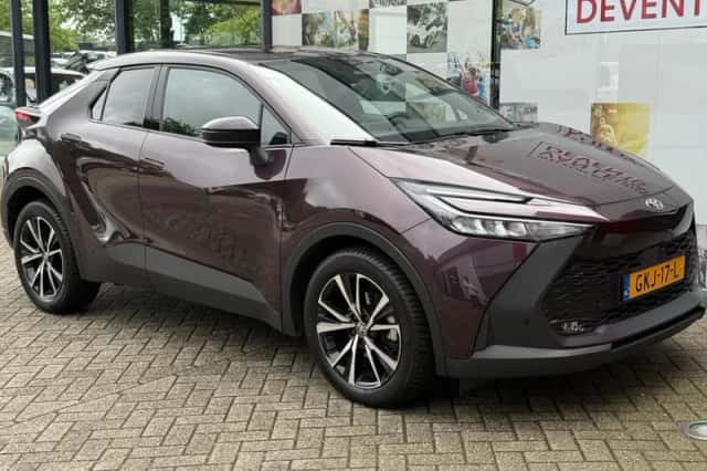 Toyota C hr (2024) thumbnail 10