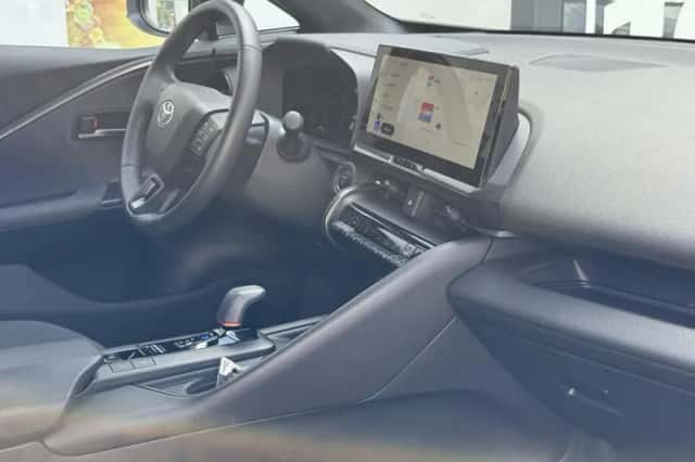 Toyota C hr (2024) thumbnail 23