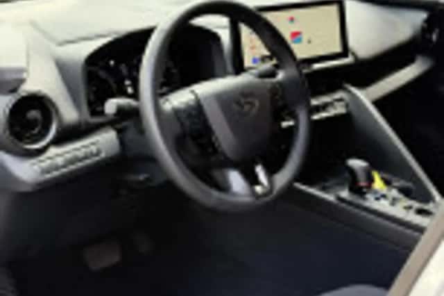 Toyota C hr (2024) thumbnail 32