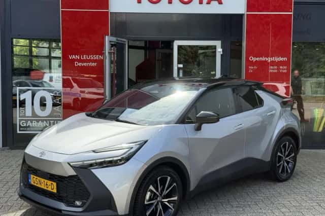 Toyota C hr (2024) thumbnail 7