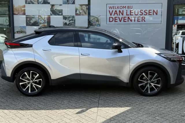 Toyota C hr (2024) thumbnail 10