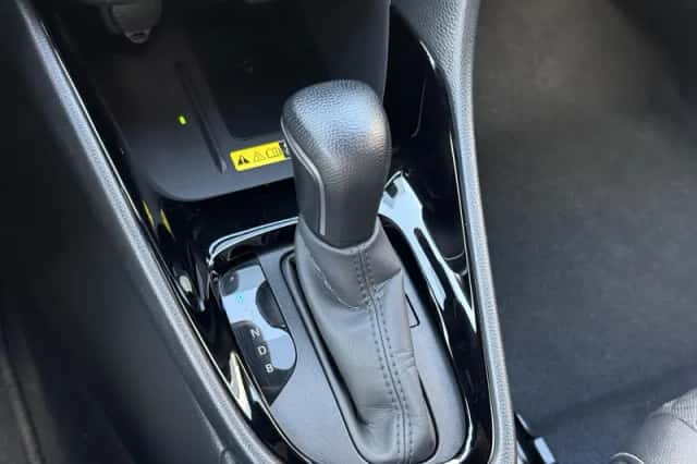 Toyota Yaris (2024) thumbnail 17