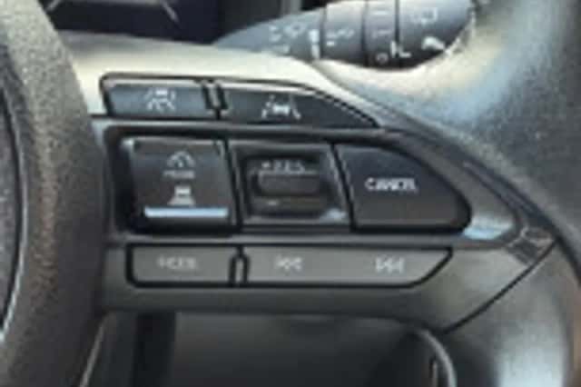 Toyota Yaris (2024) thumbnail 43
