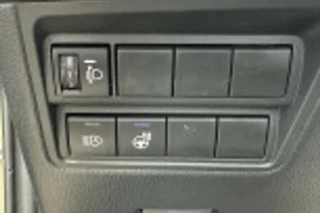 Toyota Yaris (2024) thumbnail 45