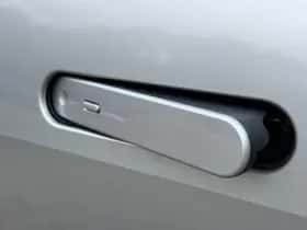 Toyota C hr (2024) thumbnail 25