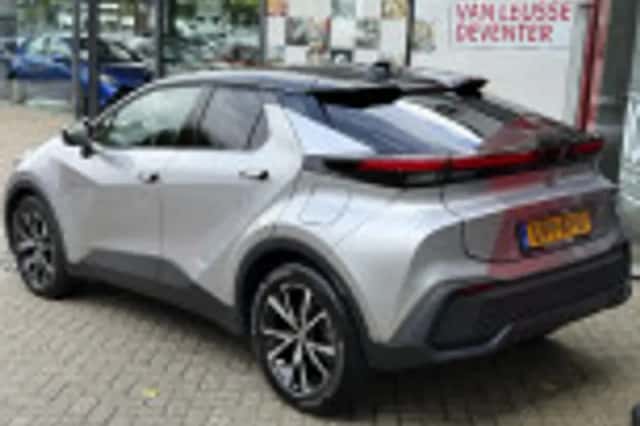 Toyota C hr (2024) thumbnail 31