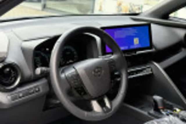 Toyota C hr (2024) thumbnail 35
