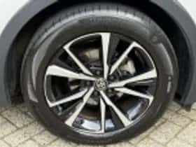 Toyota C hr (2024) thumbnail 49