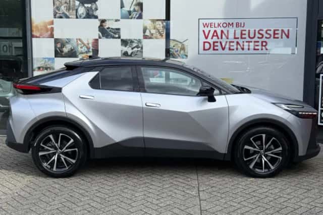 Toyota C hr (2024) thumbnail 59