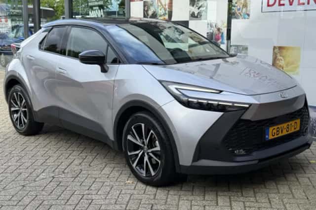 Toyota C hr (2024) thumbnail 61