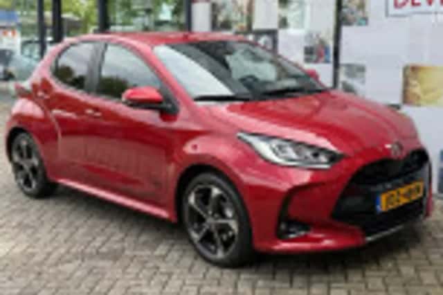 Toyota Yaris (2025) thumbnail 32