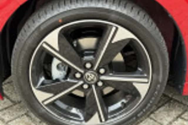 Toyota Yaris (2025) thumbnail 43