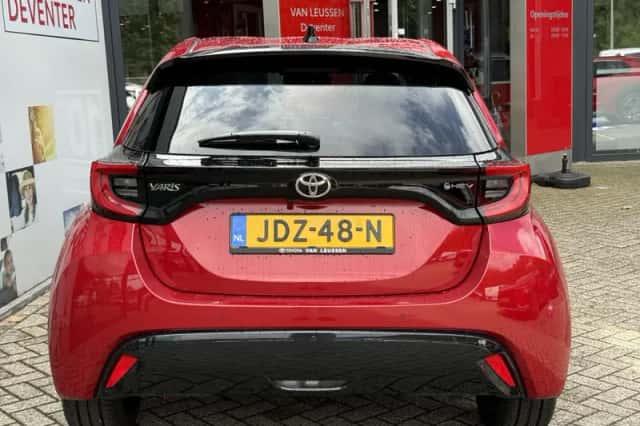 Toyota Yaris (2025) thumbnail 10