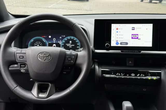 Toyota C hr (2025) thumbnail 13