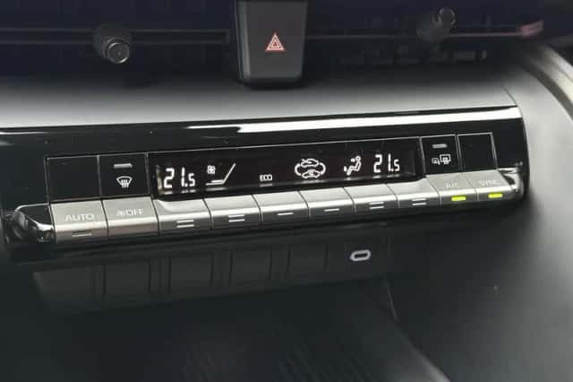 Toyota C hr (2025) thumbnail 17