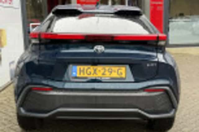 Toyota C hr (2025) thumbnail 30