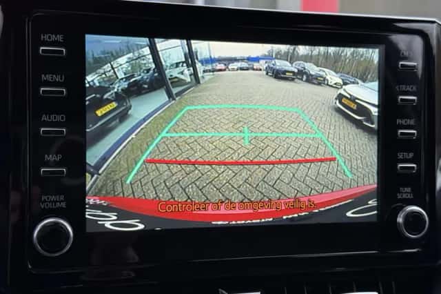 Toyota Corolla (2021) thumbnail 23