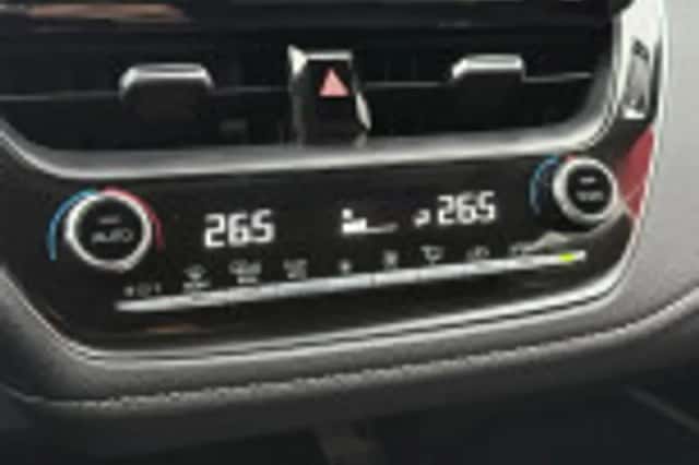 Toyota Corolla (2021) thumbnail 37