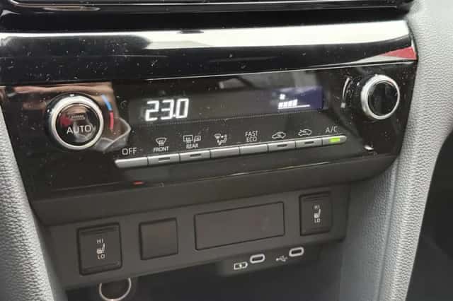 Toyota Yaris Cross (2026) thumbnail 17