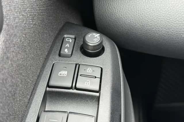 Toyota Yaris Cross (2026) thumbnail 19