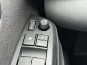 Toyota Yaris Cross (2026) thumbnail 40