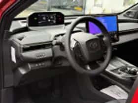 Toyota bZ4X (2026) thumbnail 38