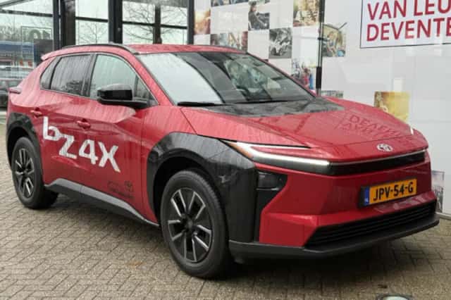 Toyota bZ4X (2026) thumbnail 68