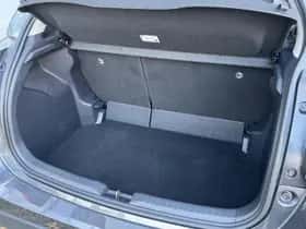 Toyota Yaris (2025) thumbnail 34