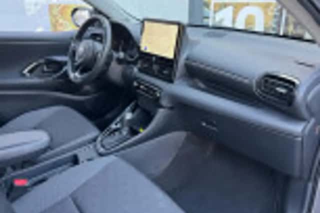 Toyota Yaris (2025) thumbnail 39