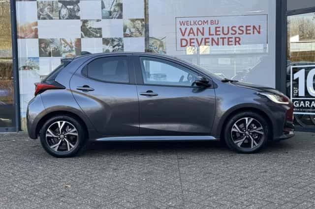 Toyota Yaris (2025) thumbnail 10