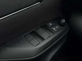 Toyota Yaris Cross (2024) thumbnail 16