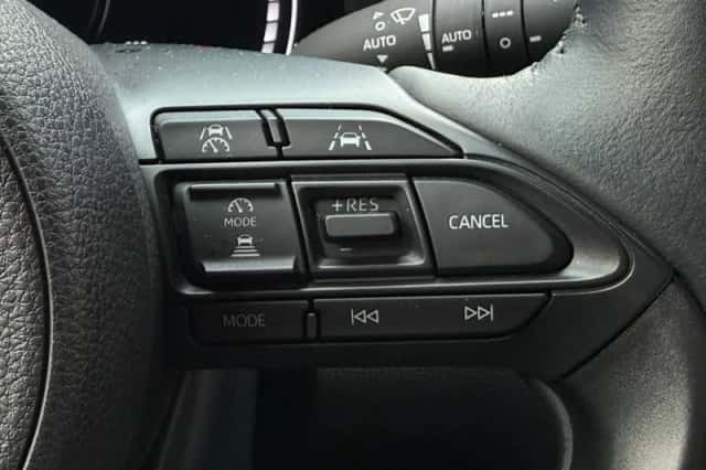 Toyota Yaris Cross (2024) thumbnail 21