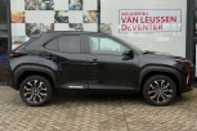Toyota Yaris Cross (2024) thumbnail 38