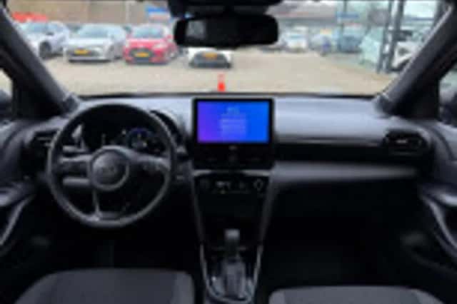 Toyota Yaris Cross (2024) thumbnail 39