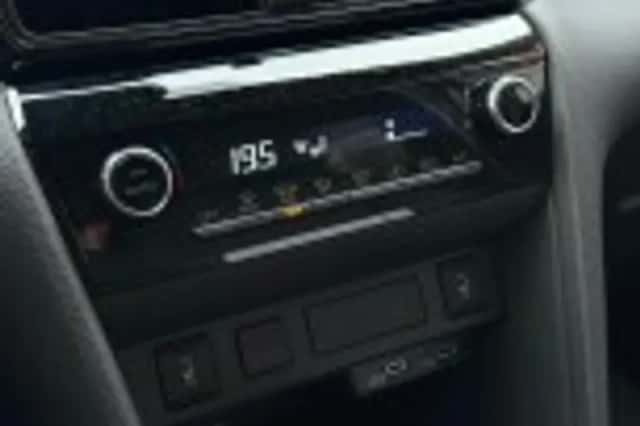 Toyota Yaris Cross (2024) thumbnail 48
