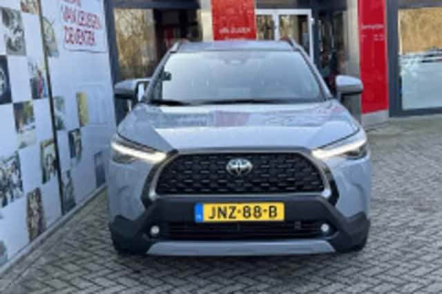 Toyota Corolla (2025) thumbnail 6