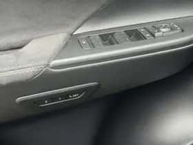 Toyota C hr (2025) thumbnail 16