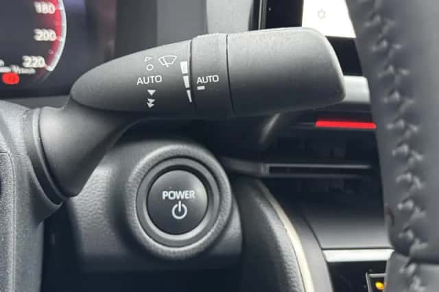 Toyota C hr (2025) thumbnail 31
