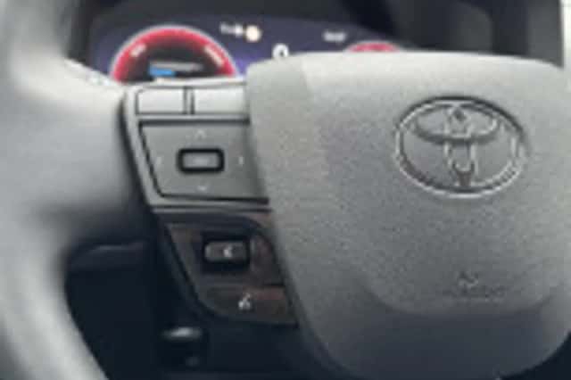 Toyota C hr (2025) thumbnail 54