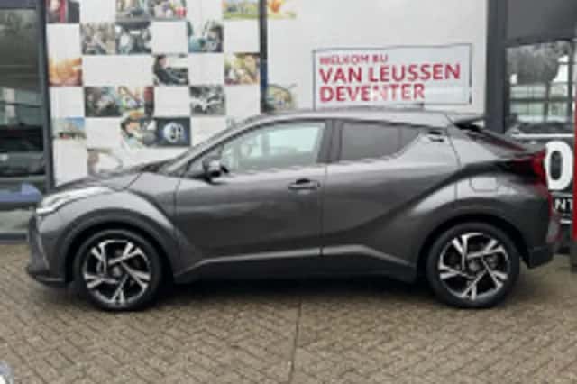 Toyota C hr (2023) thumbnail 6