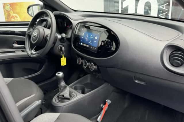 Toyota Aygo X (2025) thumbnail 2